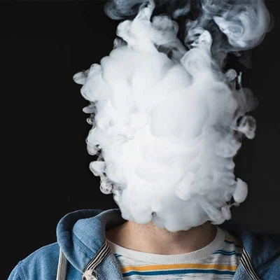 Zakaj moje pero za e-cigarete utripa?