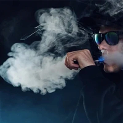Ali bo kajenje e-cigaret povzročilo nespečnost?