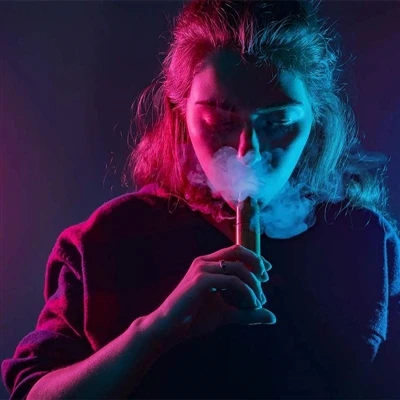 Ali vaping povzroča odvisnost?
